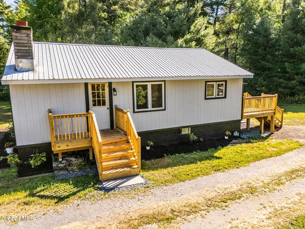 $299,900 | 1728 North Shore Road, Day, NY 12835