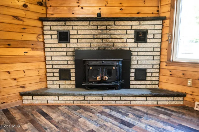 $299,900 | 1728 North Shore Road, Day, NY 12835