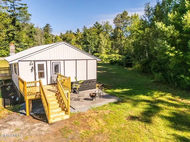 $299,900 | 1728 North Shore Road, Day, NY 12835