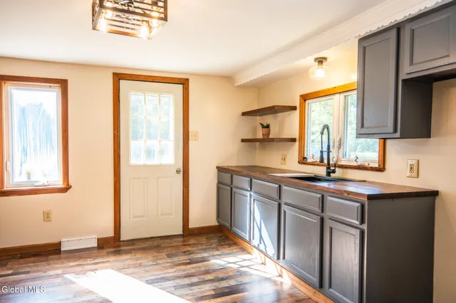 $299,900 | 1728 North Shore Road, Day, NY 12835