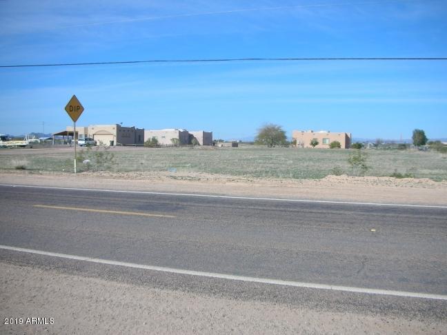 25002 West Patton Road Wittmann, AZ 85361 - Photo 1 of 12 DSCN3929 (648x486)