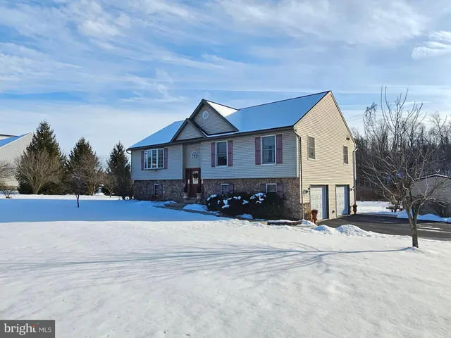 $449,900 | 1813 Main Street, Mohrsville, PA 19541