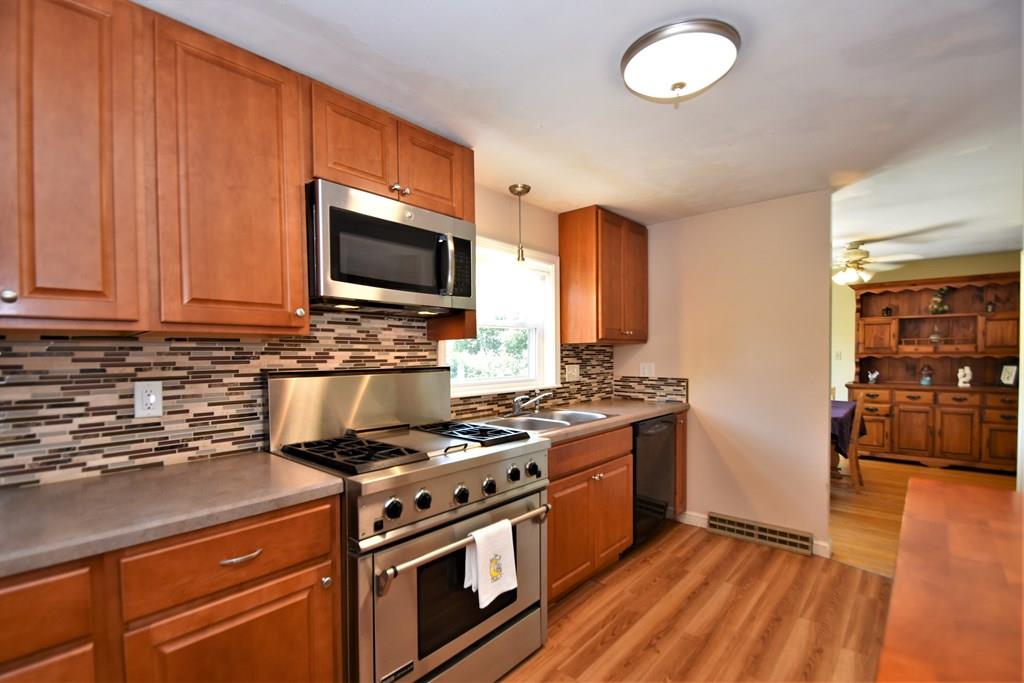 386 North Road Bedford, MA 01730 - Photo 13 of 26 Gallery Image 13