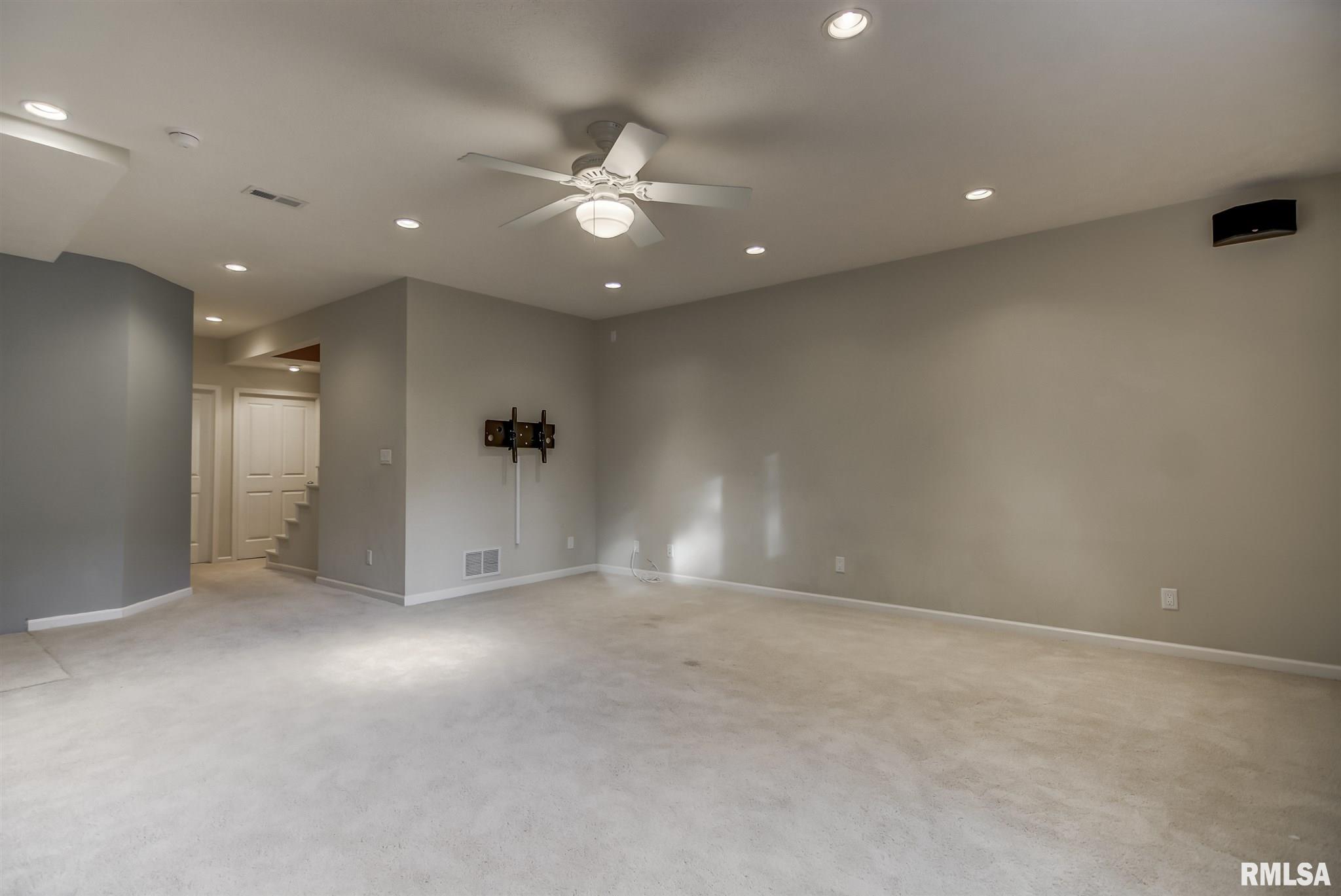 10 Williamsburg Road Sherman, IL 62684 - Photo 18 of 23 Gallery Image 18