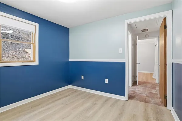 $269,000 | 142 Twin Lakes Drive, Zelienople, PA 16063