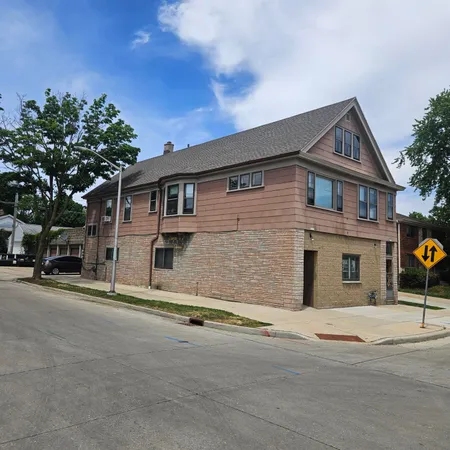 $319,900 | 1229 South 62nd Street, Unit 1231, West Allis, WI 53214