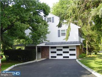 789 Lily Road Warminster, PA 18974 - Photo 2 of 12 Exterior Side