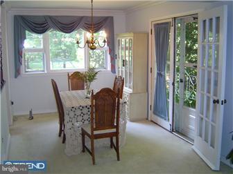 789 Lily Road Warminster, PA 18974 - Photo 8 of 12 Dining Room