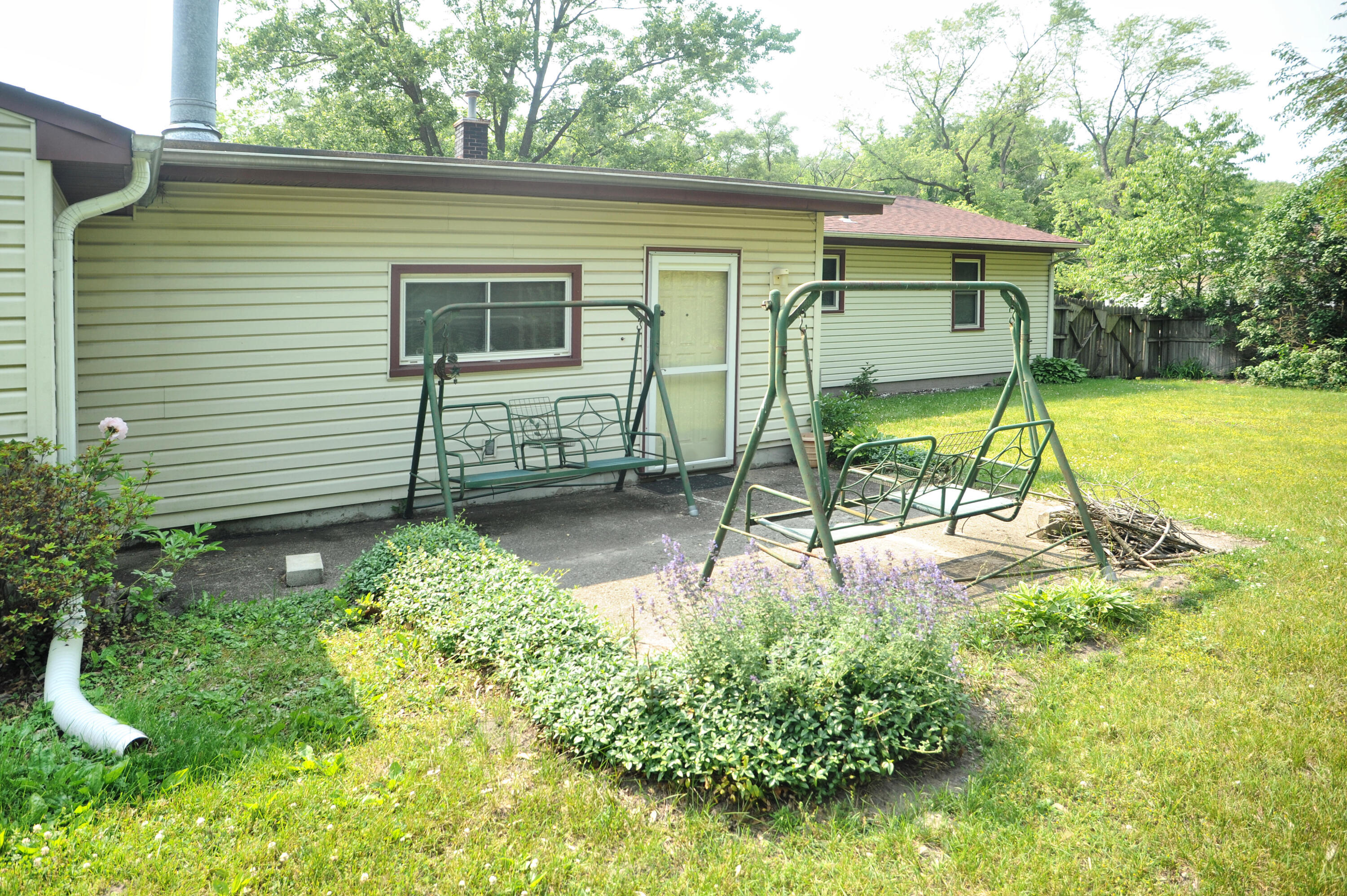 2535 Dombey Road Portage, IN 46368 - Photo 25 of 25 3000x1996