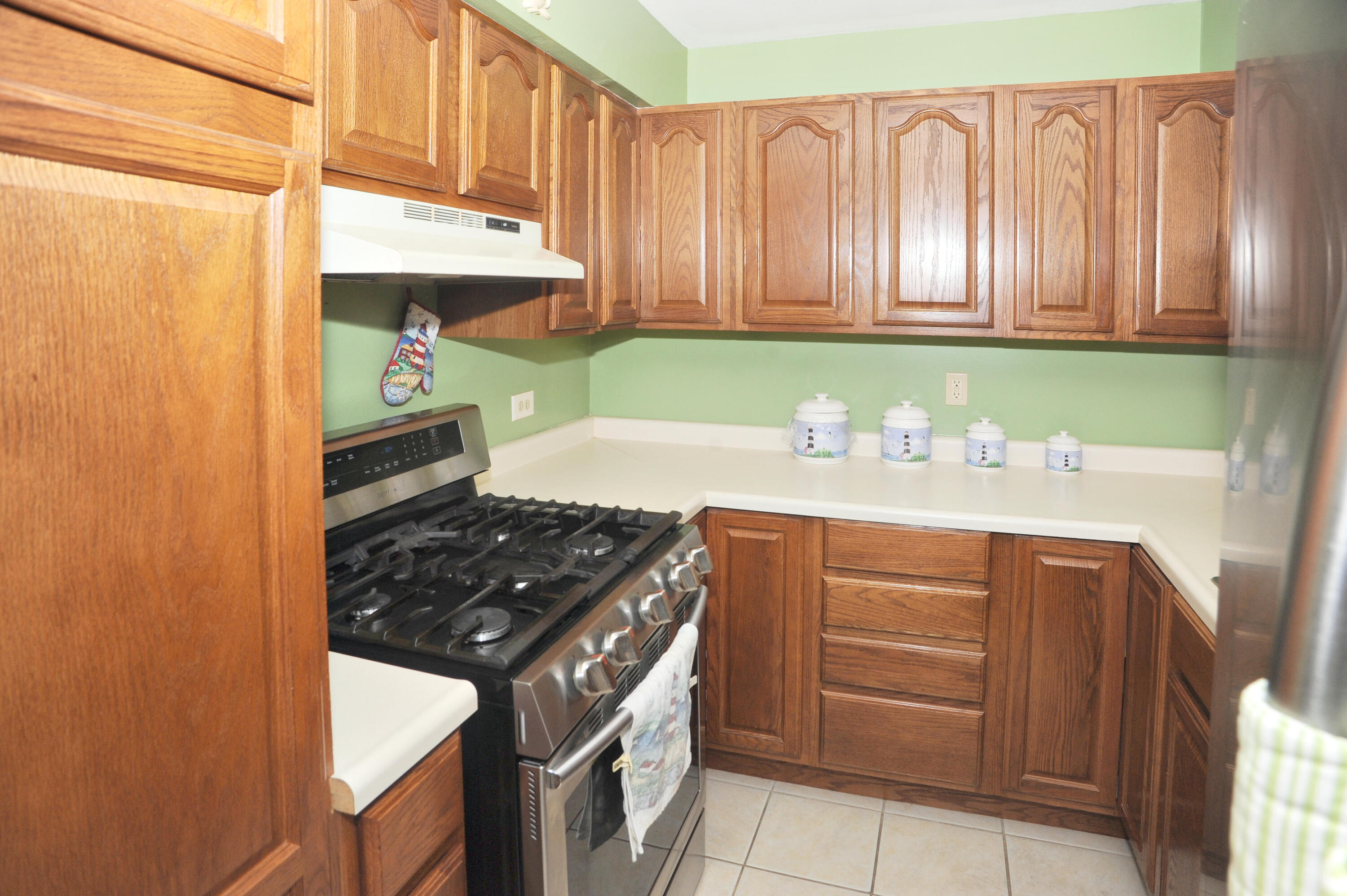2535 Dombey Road Portage, IN 46368 - Photo 7 of 25 3000x1996