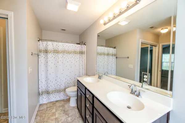 $395,000 | 1017 Bally Bunion Lane, Burgaw, NC 28425