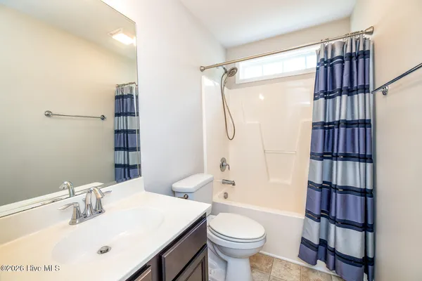 $395,000 | 1017 Bally Bunion Lane, Burgaw, NC 28425