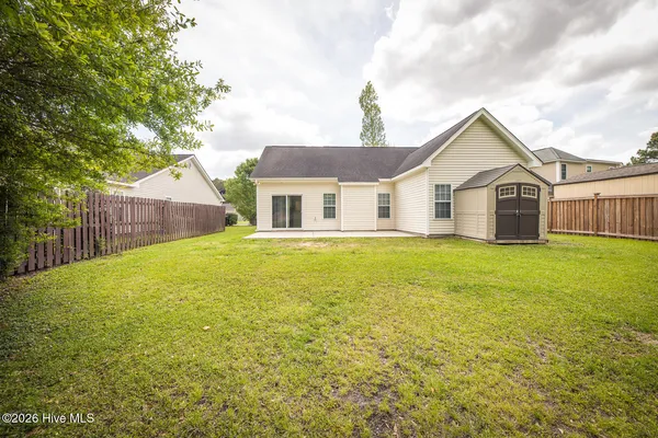 $395,000 | 1017 Bally Bunion Lane, Burgaw, NC 28425