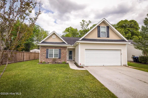 $395,000 | 1017 Bally Bunion Lane, Burgaw, NC 28425