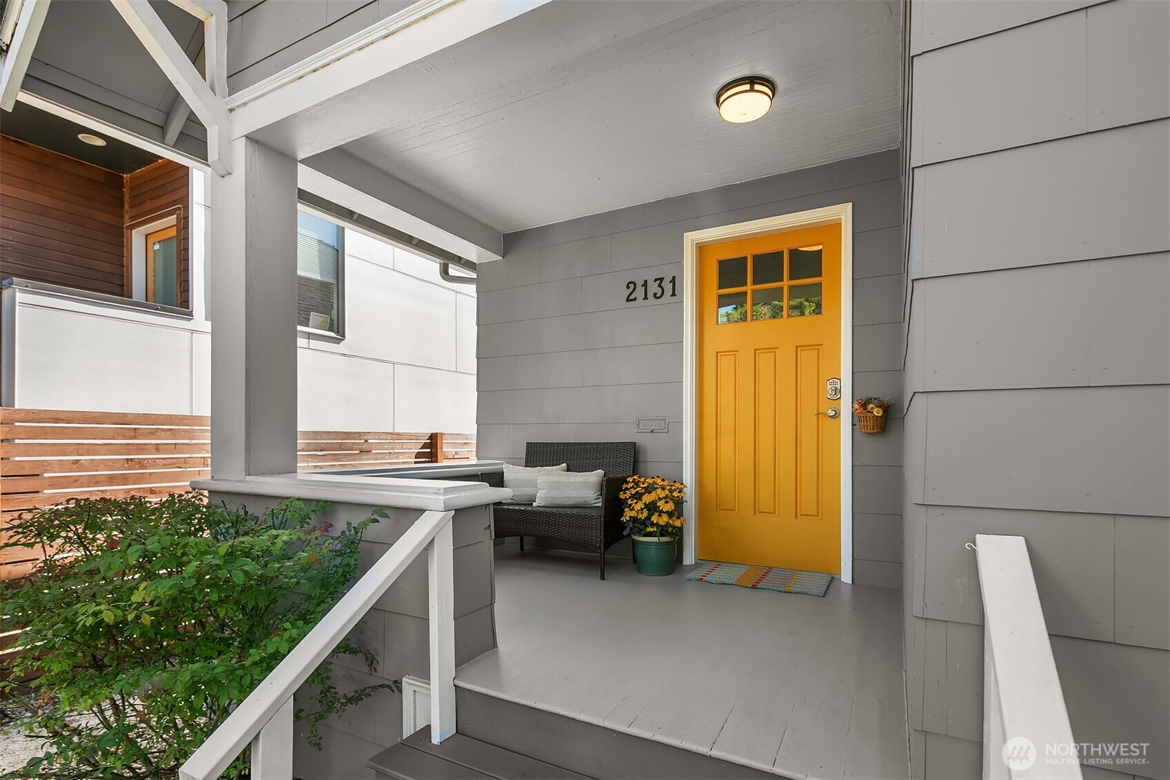 2131 North 62nd Street Seattle, WA 98103 - Photo 2 of 26