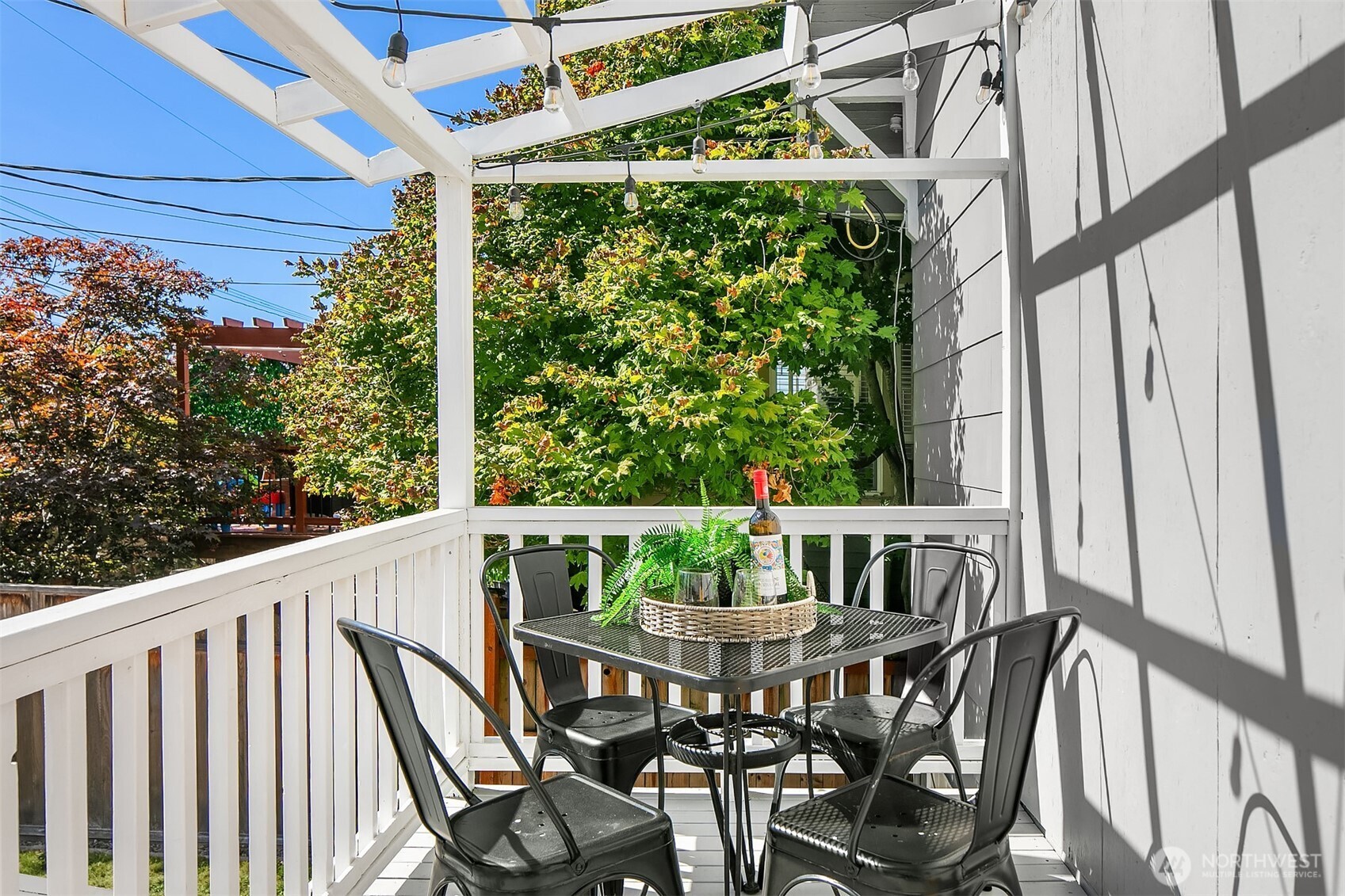 2131 North 62nd Street Seattle, WA 98103 - Photo 22 of 26