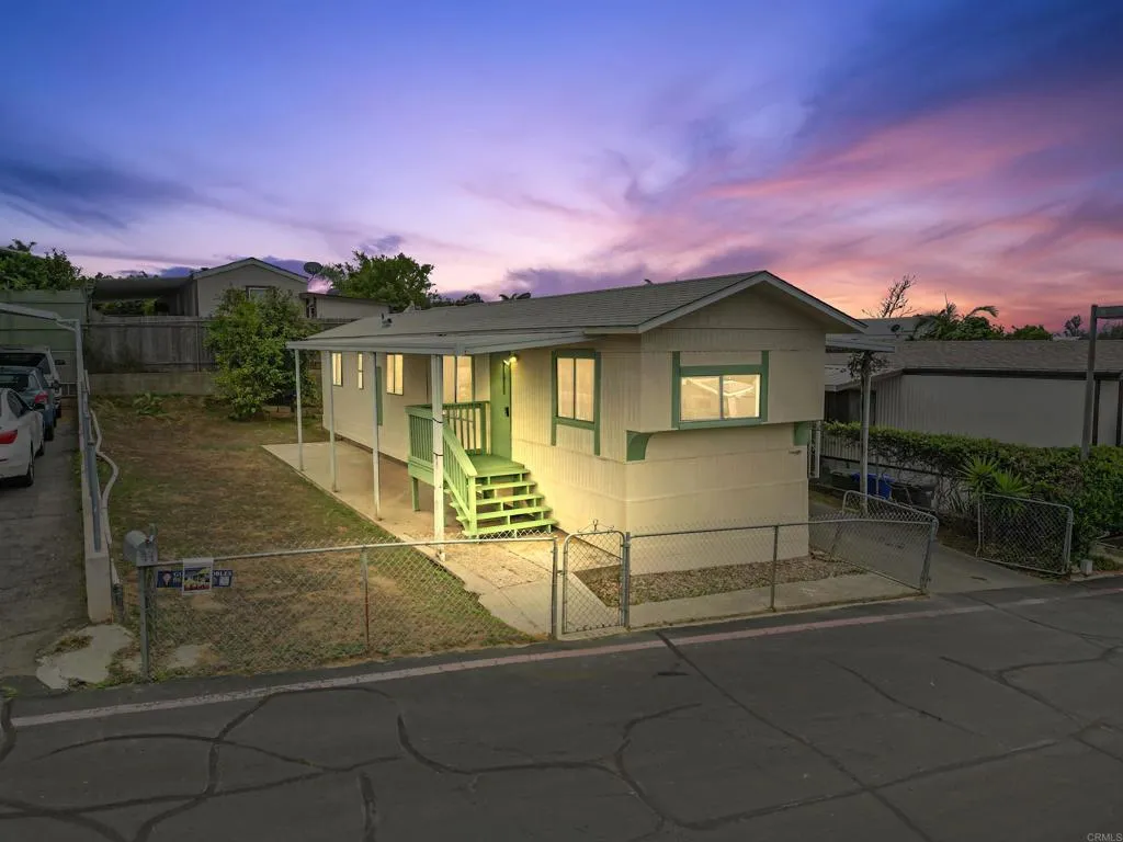 1455 Alturas Street, Unit 41 Fallbrook, CA 92028 - Photo 52 of 52 a view of a terrace with sky view