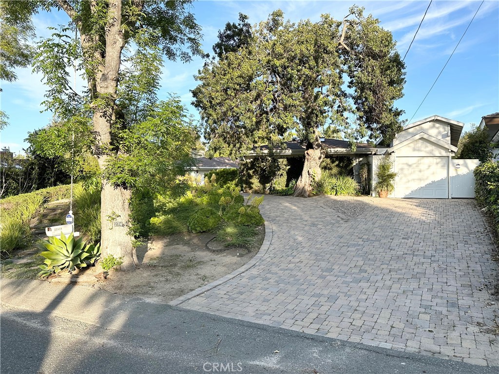 27424 Rainbow Ridge Road Palos Verdes Peninsula, CA 90274 - Photo 3 of 47 a view of outdoor space and yard