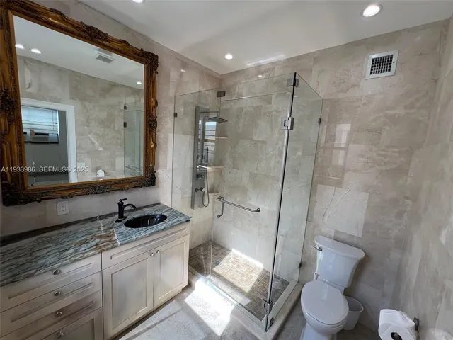 $12,000 | 4575 Post Avenue, Miami Beach, FL 33140