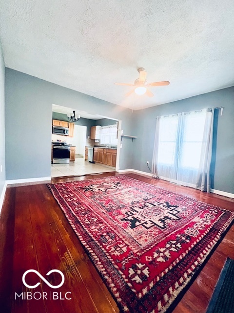 260 East Perry Street Paragon, IN 46166 - Photo 4 of 27 Gallery Image 4