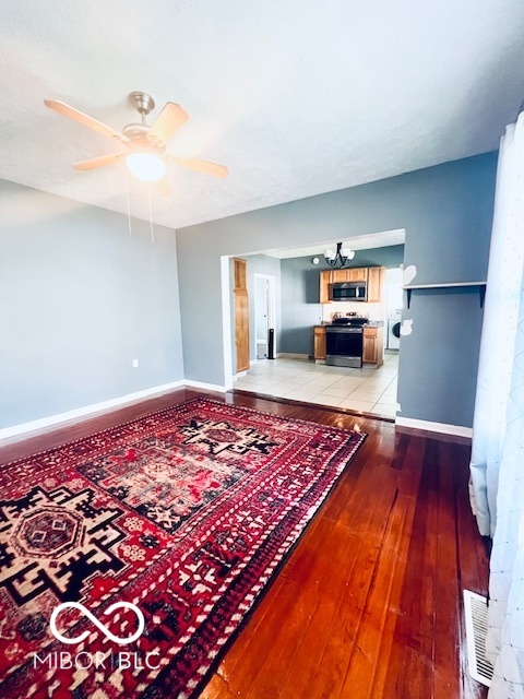 260 East Perry Street Paragon, IN 46166 - Photo 5 of 27 Gallery Image 5