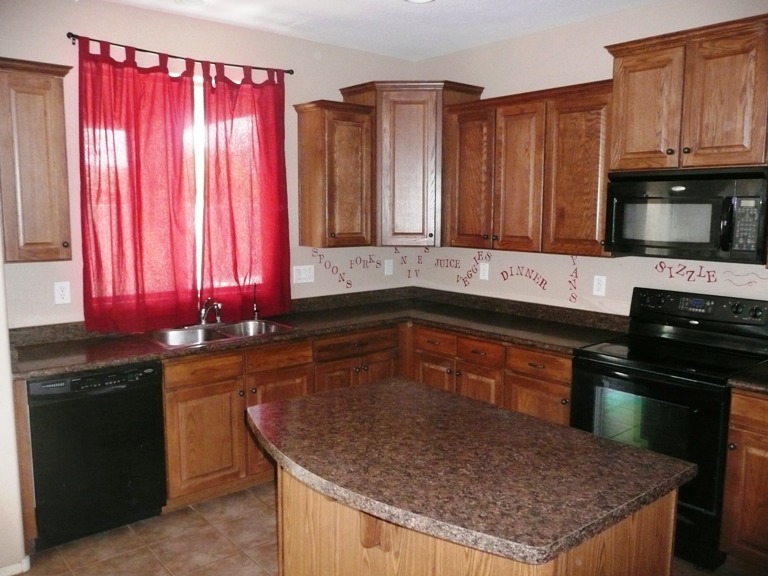8705 West Cordes Road Tolleson, AZ 85353 - Photo 13 of 25 kitchen2