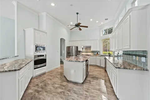 $898,000 | 1423 Kelliwood Oaks Drive, Katy, TX 77450