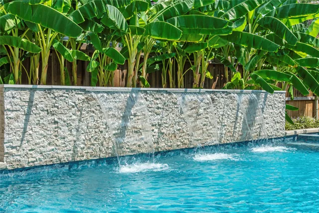 $898,000 | 1423 Kelliwood Oaks Drive, Katy, TX 77450