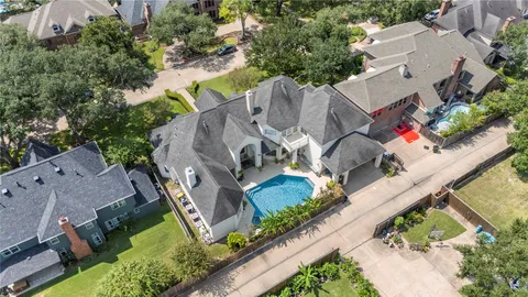 $898,000 | 1423 Kelliwood Oaks Drive, Katy, TX 77450