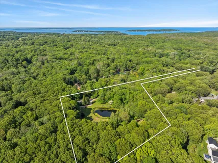 $1,750,000 | 72 South South Ferry Road, Shelter Island, NY 11964