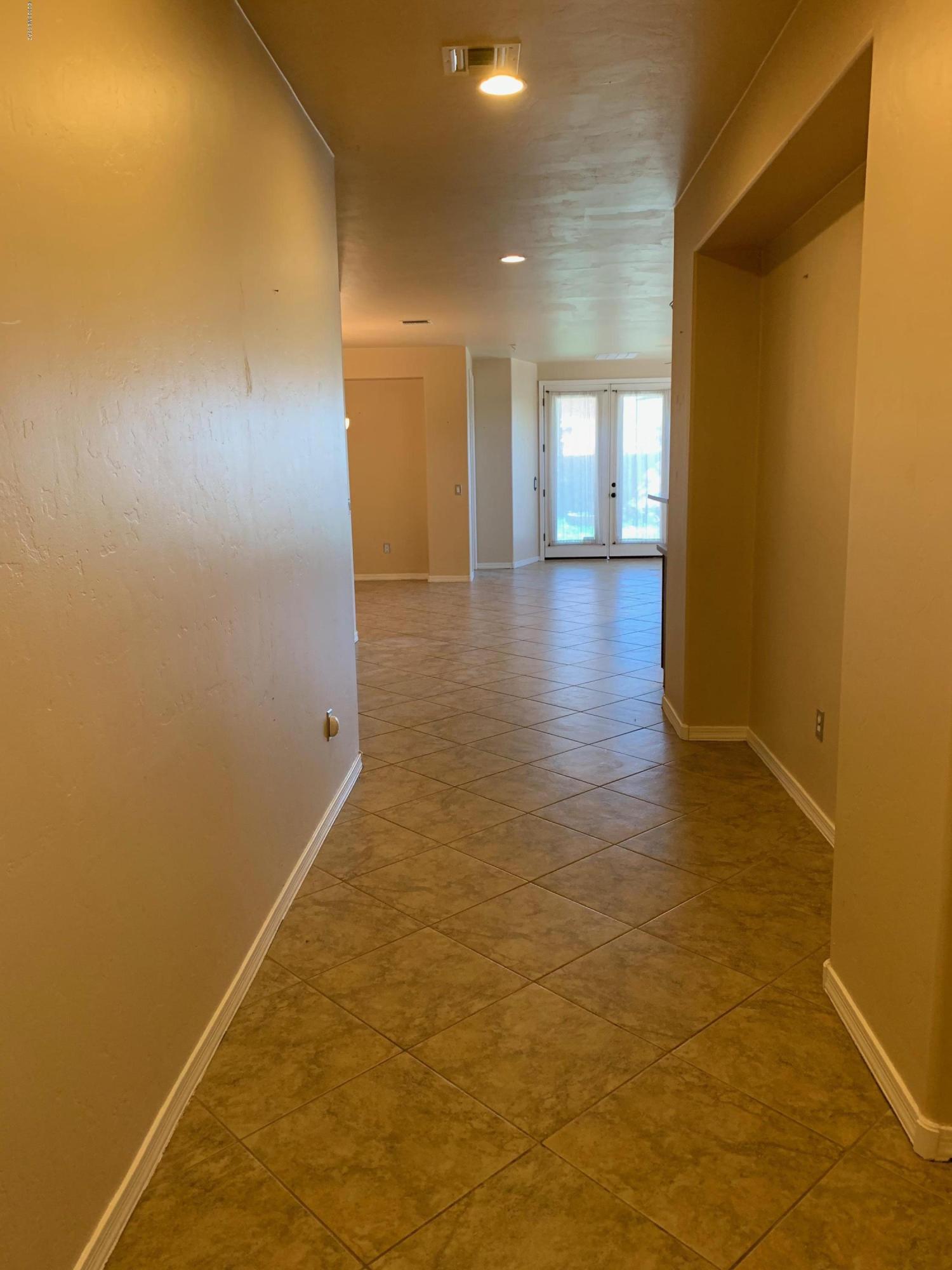 12268 West Reyher Farms Loop Marana, AZ 85653 - Photo 3 of 32