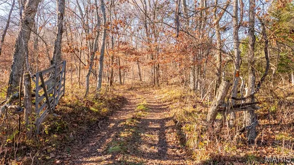 $849,000 | 9022 County Road 469, Portland, MO 65067