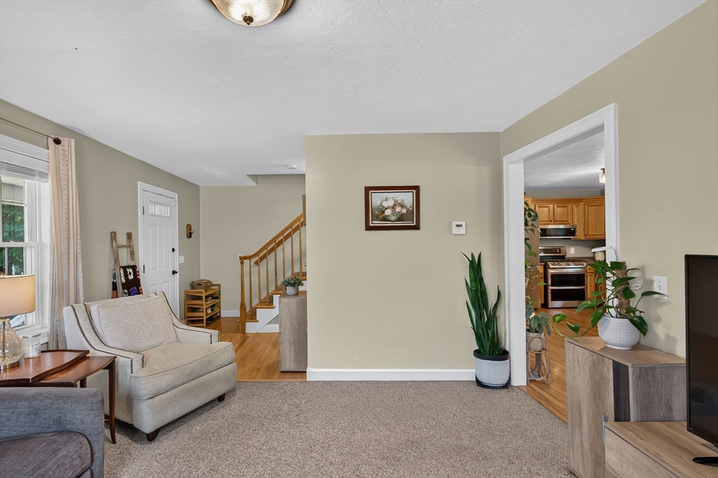 100 Mechanic Street Warren, MA 01083 - Photo 5 of 28