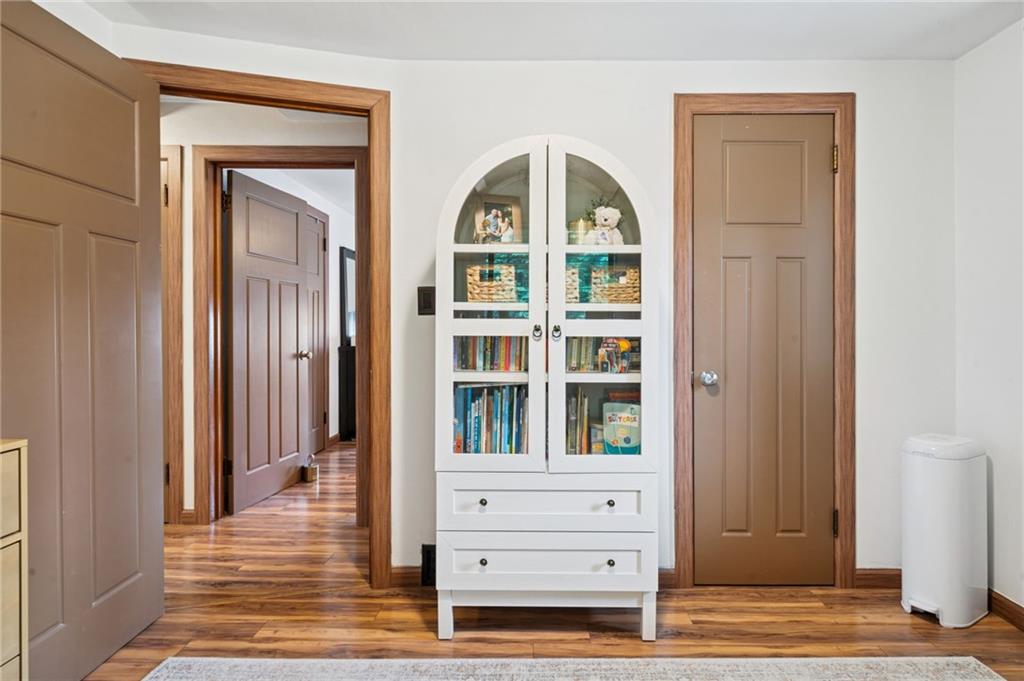 5036 Grove Road Pittsburgh, PA 15234 - Photo 17 of 35 Gallery Image 17