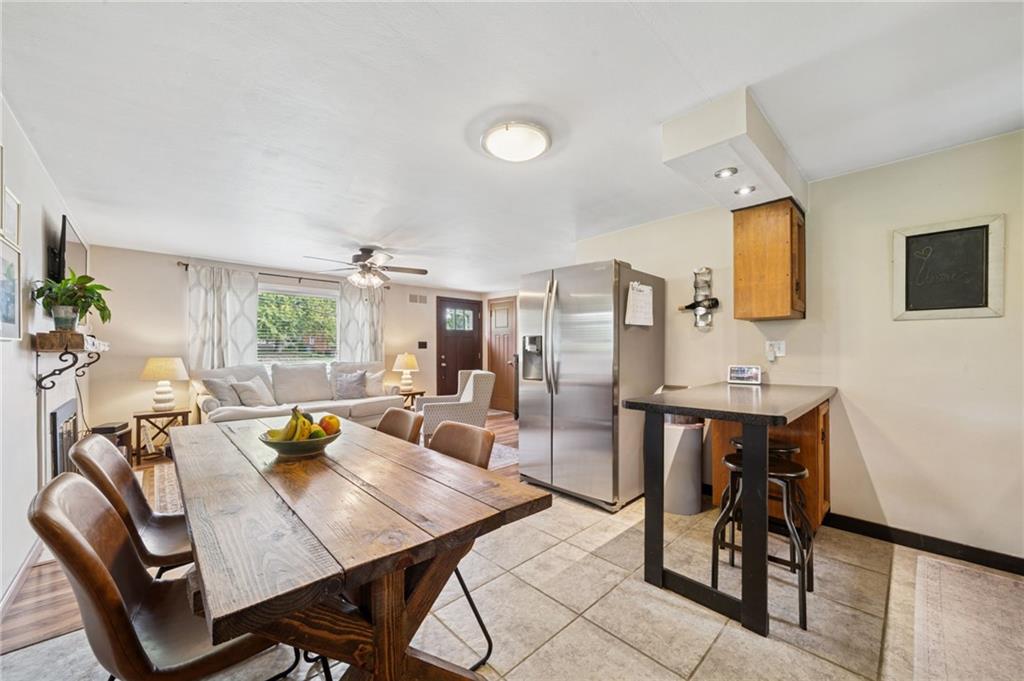 5036 Grove Road Pittsburgh, PA 15234 - Photo 10 of 35 Gallery Image 10