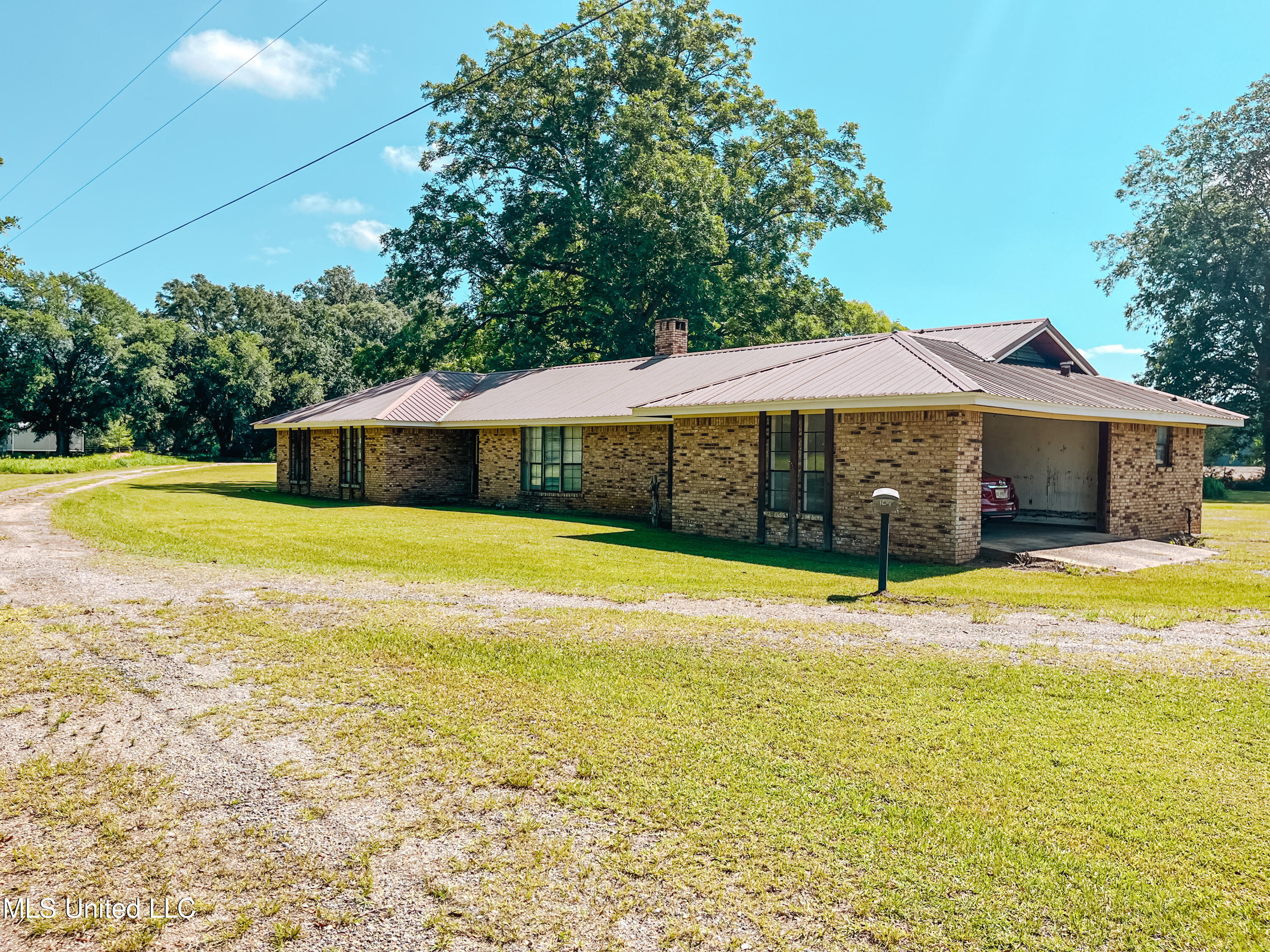 104 Donaldson Road Lucedale, MS 39452 - Photo 2 of 37 IMG_1914