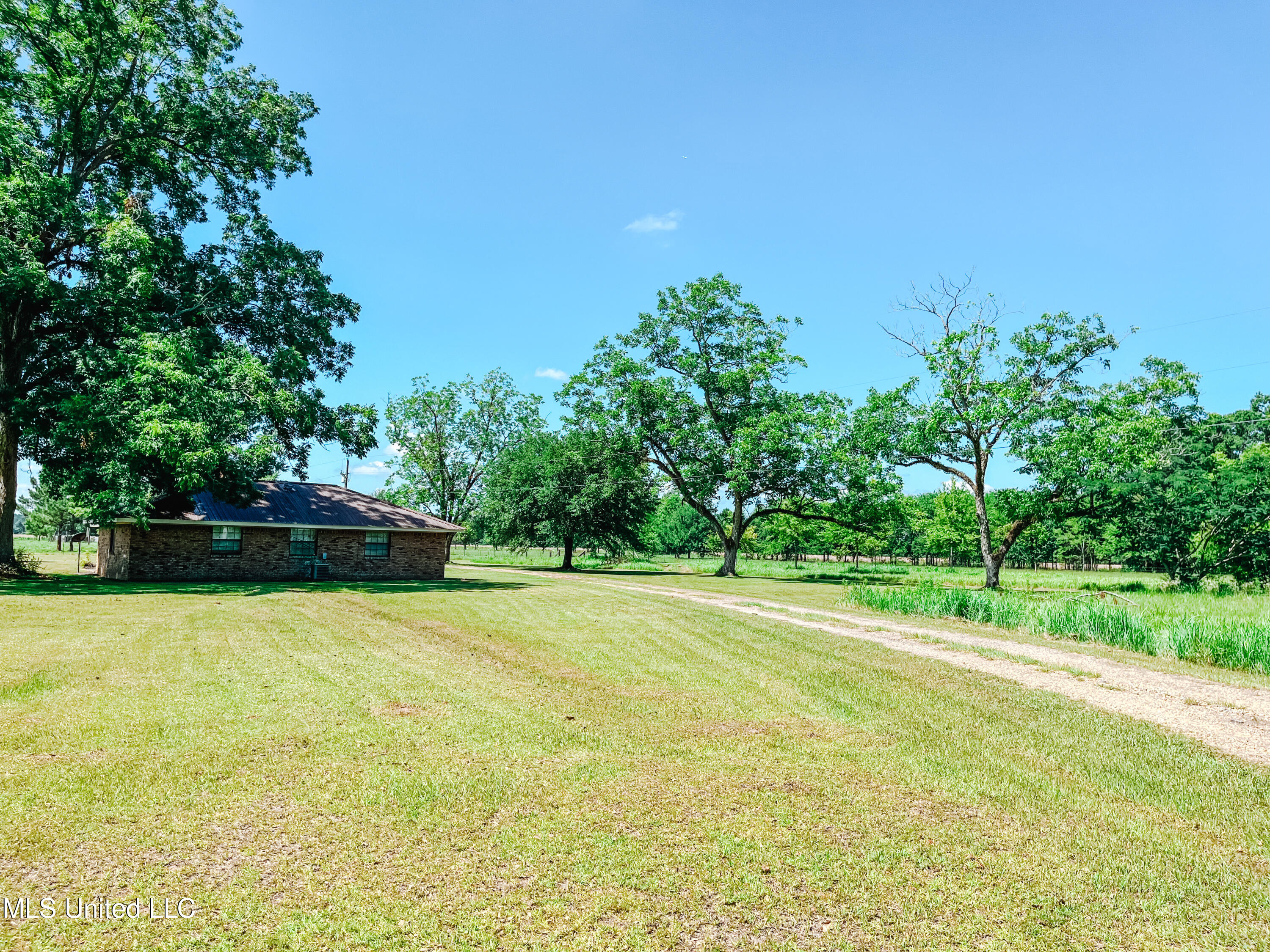 104 Donaldson Road Lucedale, MS 39452 - Photo 35 of 37 IMG_1968