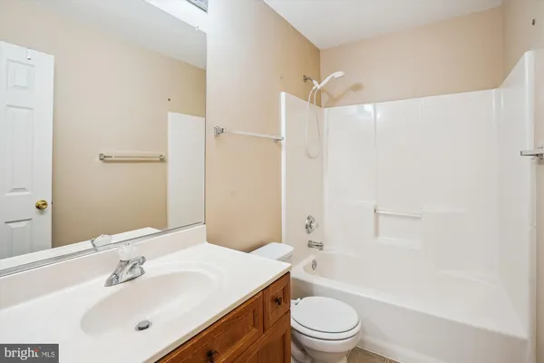 $2,900 | 114 Basalt Drive, Fredericksburg, VA 22406