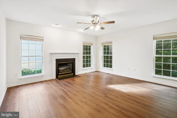 $2,900 | 114 Basalt Drive, Fredericksburg, VA 22406
