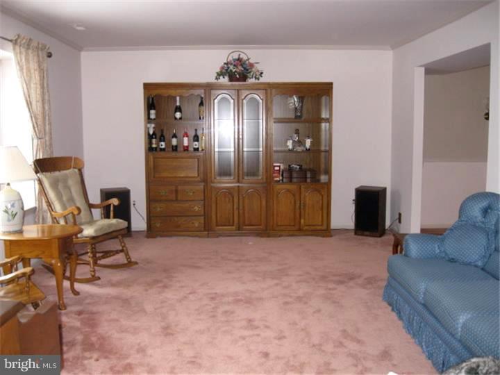 130 Wyndmere Road Marlton, NJ 08053 - Photo 5 of 25 Living Room