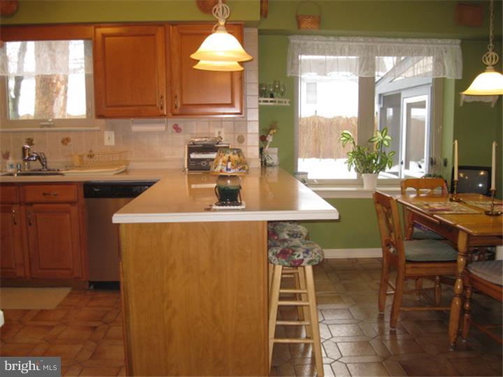 130 Wyndmere Road Marlton, NJ 08053 - Photo 9 of 25 Kitchen