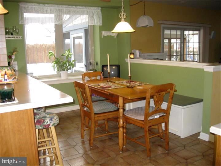 130 Wyndmere Road Marlton, NJ 08053 - Photo 10 of 25 Breakfast Room