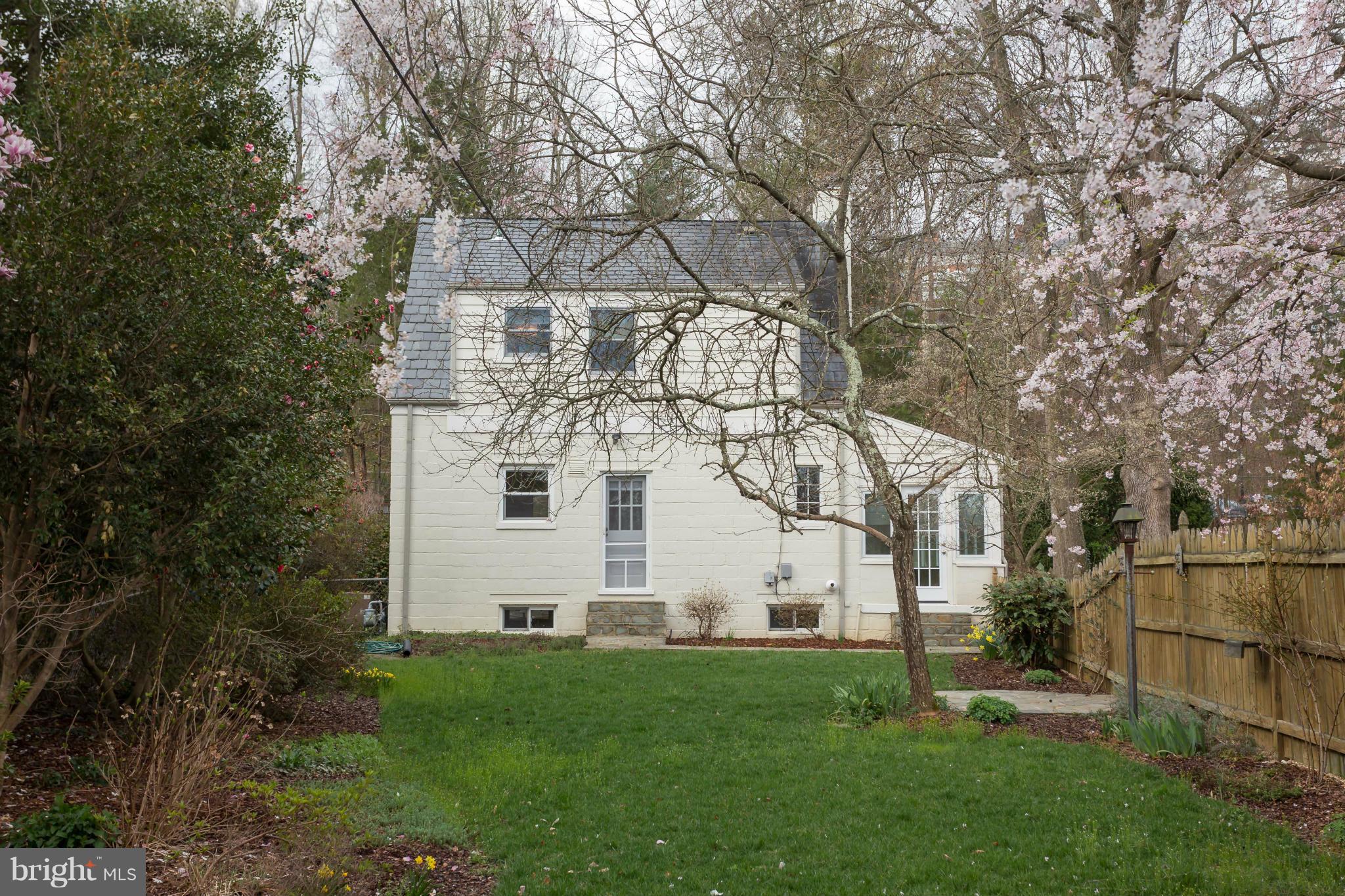 1425 Sunken Road Fredericksburg, VA 22401 - Photo 14 of 30 Exterior (Rear)