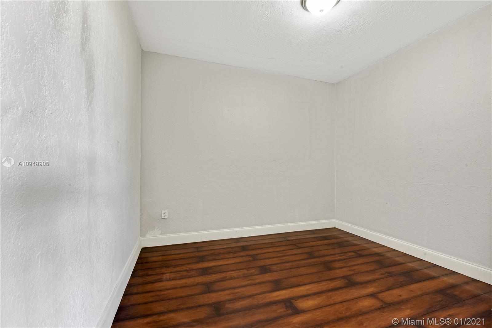 7848 Southwest 35th Terrace Miami, FL 33155 - Photo 13 of 31