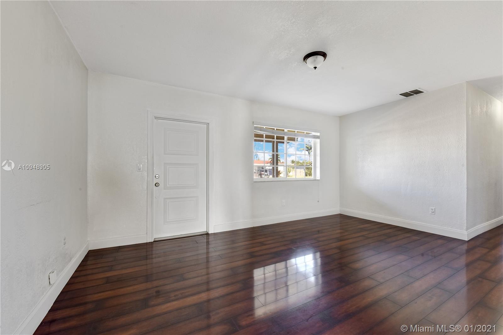 7848 Southwest 35th Terrace Miami, FL 33155 - Photo 3 of 31