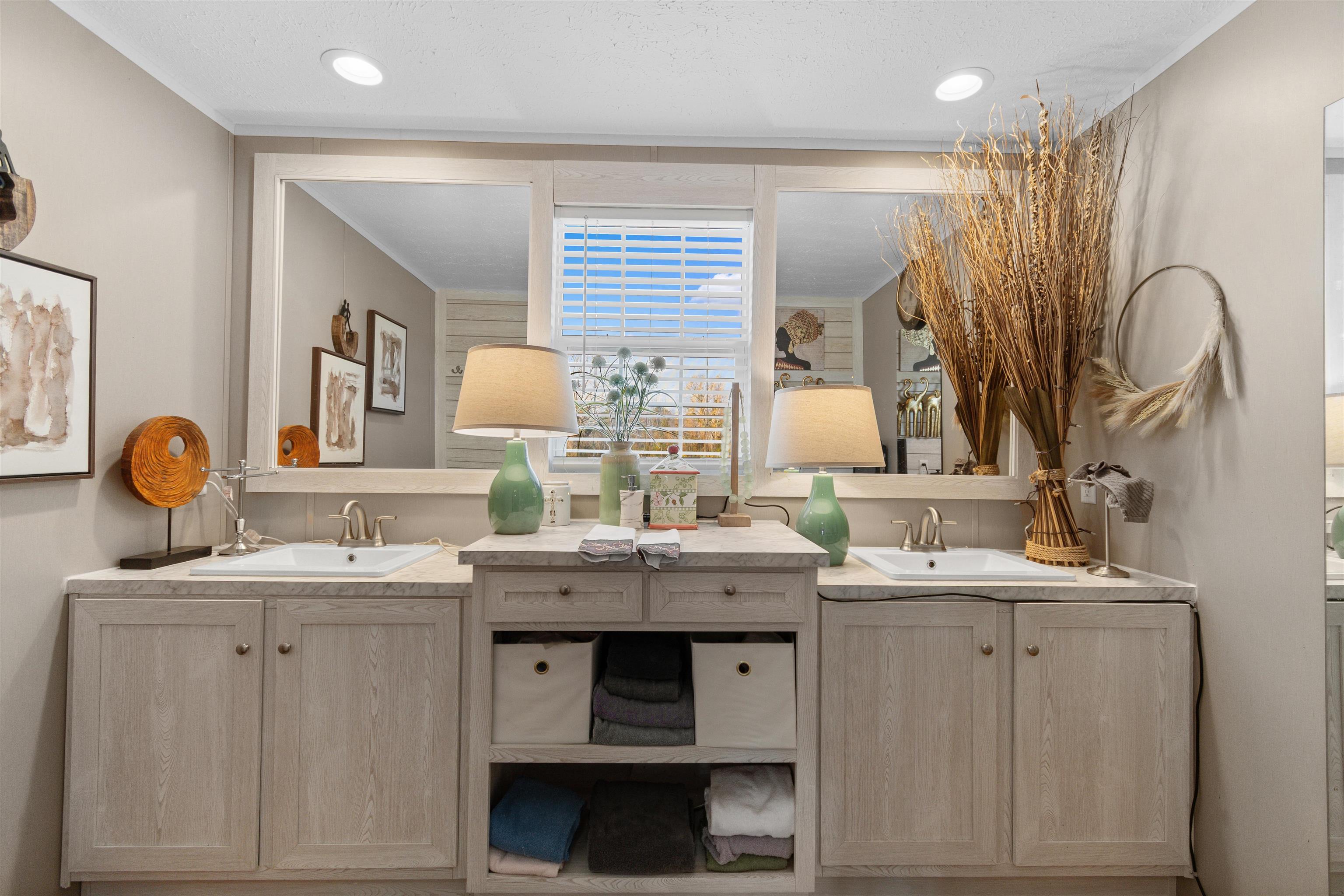 2482 Wigley Road Loris, SC 29569 - Photo 20 of 39 Bedroom with a textured ceiling, crown molding, and carpet floors