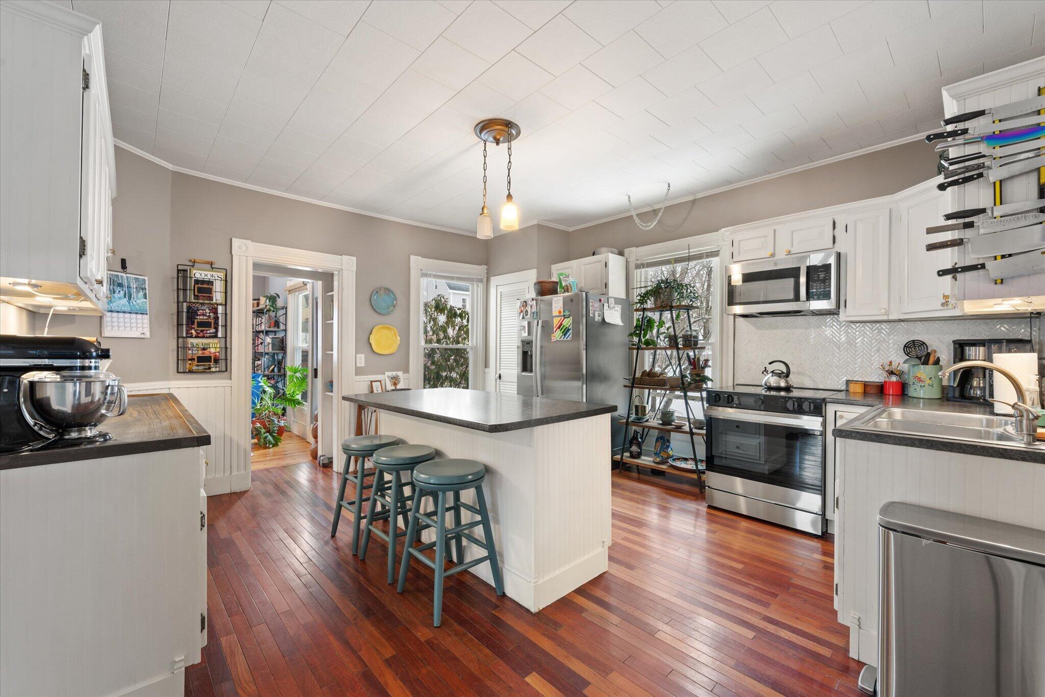 23 Washington Street Brewer, ME 04412 - Photo 8 of 33 18-Kitchen