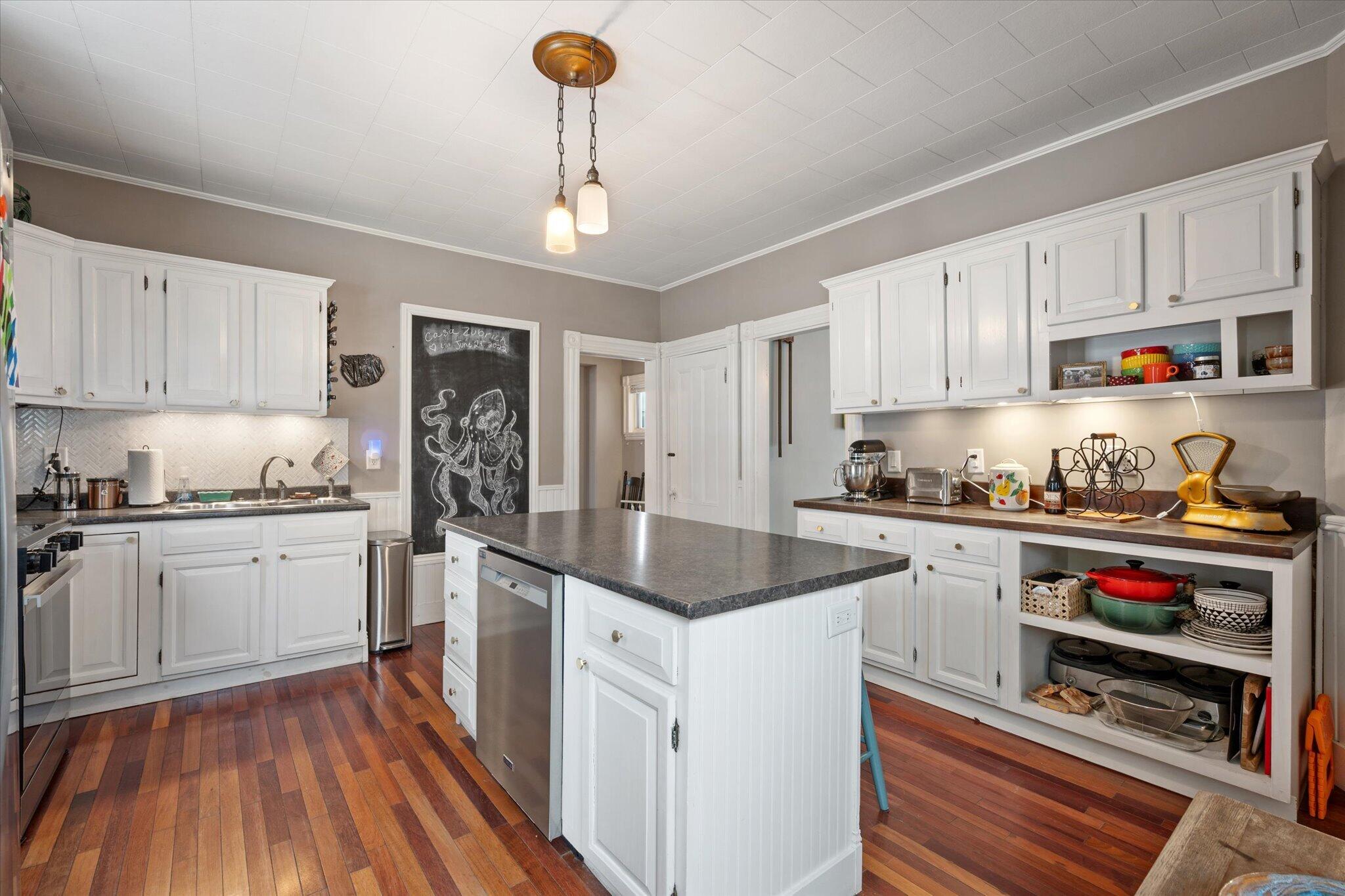 23 Washington Street Brewer, ME 04412 - Photo 10 of 33 20-Kitchen