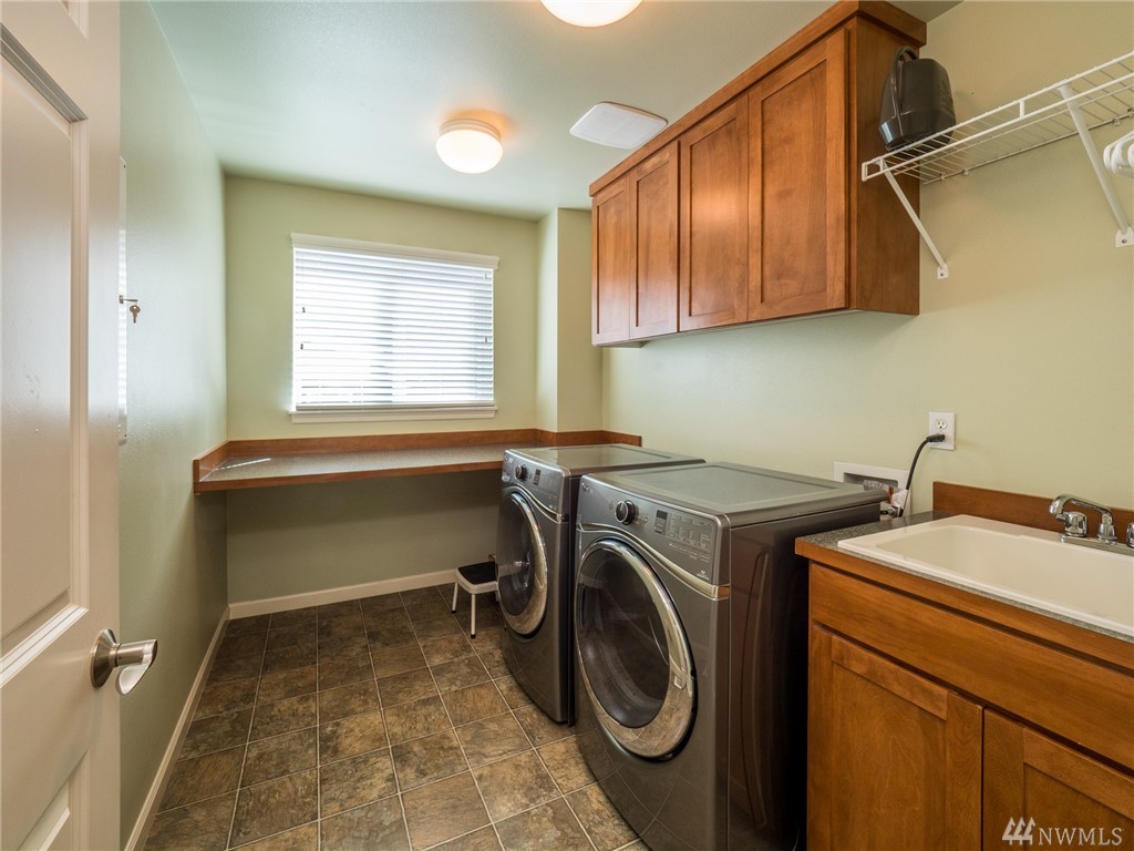 9102 Northeast 160th Place Bothell, WA 98028 - Photo 22 of 34 Gallery Image 22