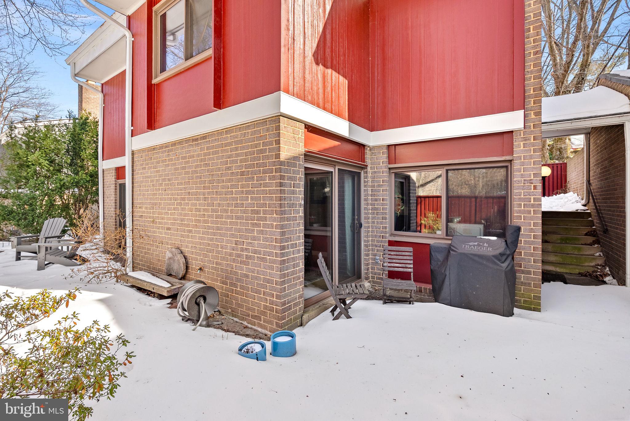 1628 Greenbriar Court Reston, VA 20190 - Photo 43 of 52